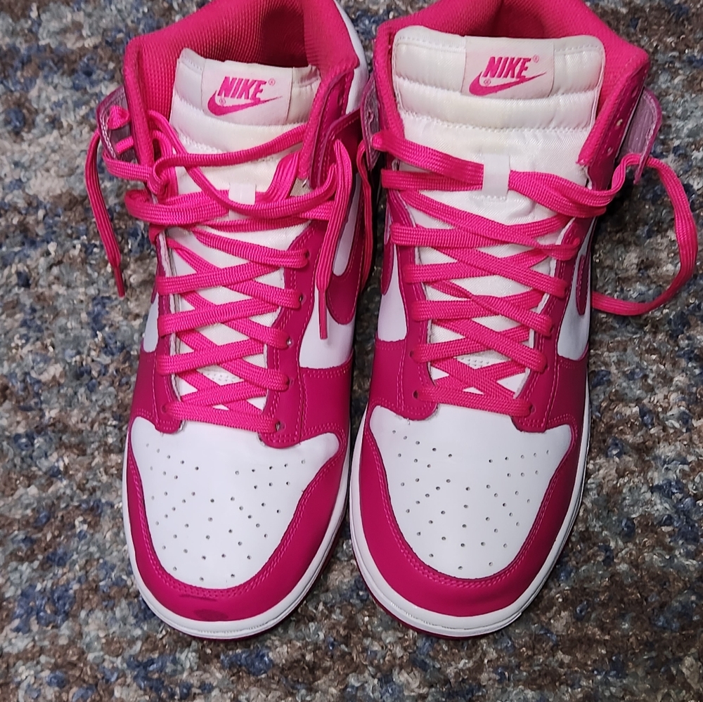 Hyper pink hi top dunks